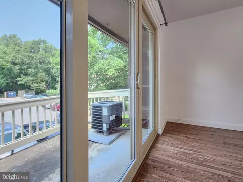 5803 Royal Ridge Dr #E, Springfield, VA 22152 photo 15