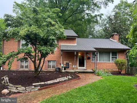 2123 Natahoa Ct, Falls Church, VA 22043