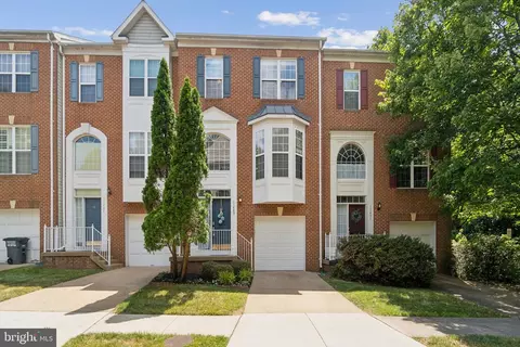 11489 Carriage Gate Ct, Fairfax, VA 22030