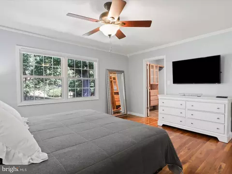 5955 Queenston St, Springfield, VA 22152 photo 25
