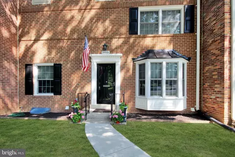 5955 Queenston St, Springfield, VA 22152 photo 8