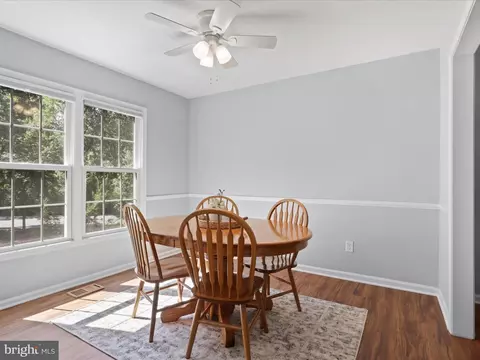 5955 Queenston St, Springfield, VA 22152 photo 18