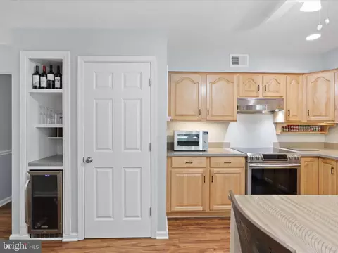 5955 Queenston St, Springfield, VA 22152 photo 14