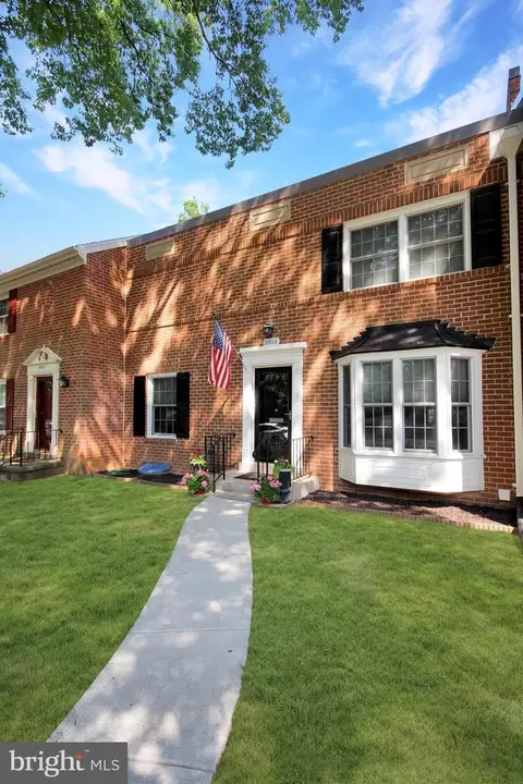 5955 Queenston St, Springfield, VA 22152 photo 6