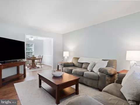 5955 Queenston St, Springfield, VA 22152 photo 16