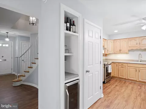 5955 Queenston St, Springfield, VA 22152 photo 12