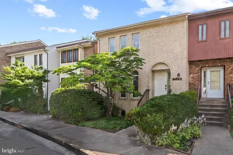 4631 Mayhunt Ct, Alexandria, VA 22312