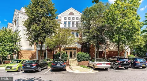 12919 Alton Sq #204, Herndon, VA 20170