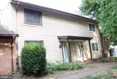 4120 Meadowland Ct #78, Chantilly, VA 20151