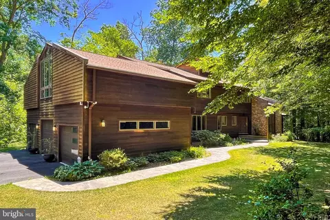 7200 Wesley Tyler Rd, Clifton, VA 20124