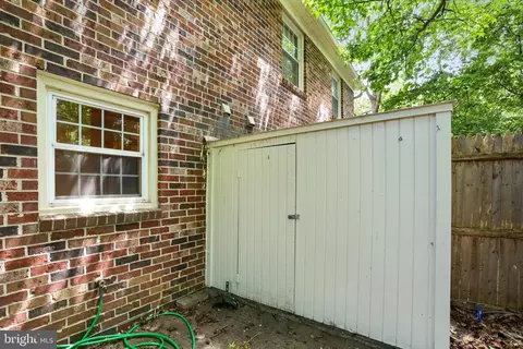 8427 Penshurst Dr #596, Springfield, VA 22152 photo 22