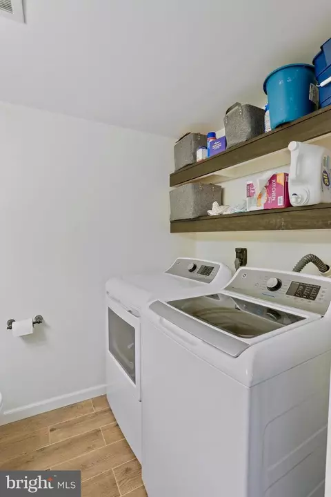 8427 Penshurst Dr #596, Springfield, VA 22152 photo 10