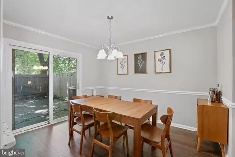 8427 Penshurst Dr #596, Springfield, VA 22152 photo 5