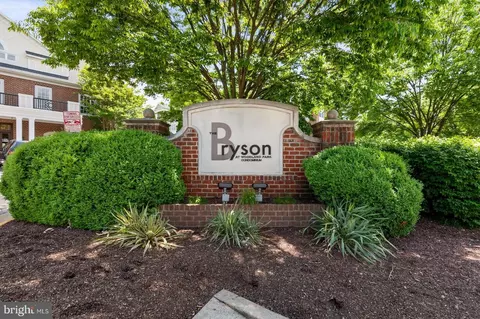 12953 Centre Park Cir #415, Herndon, VA 20171