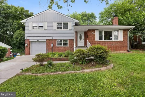7422 Flora St, Springfield, VA 22150