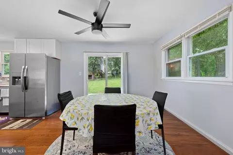 7422 Flora St, Springfield, VA 22150 photo 12