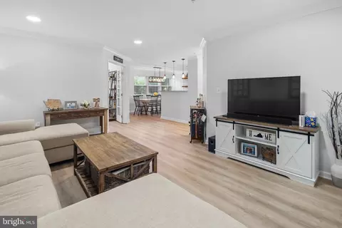 12000 Market St #T90, Reston, VA 20190