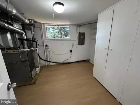 7211 Halifax Pl, Springfield, VA 22150 photo 31