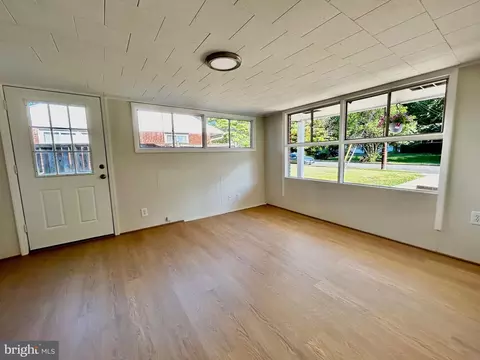 7211 Halifax Pl, Springfield, VA 22150 photo 15