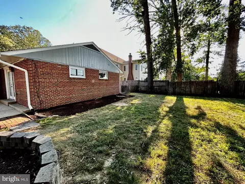 7211 Halifax Pl, Springfield, VA 22150 photo 7