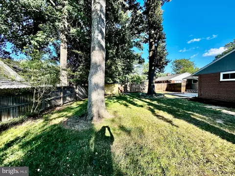 7211 Halifax Pl, Springfield, VA 22150 photo 10