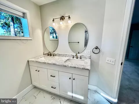 7211 Halifax Pl, Springfield, VA 22150 photo 24