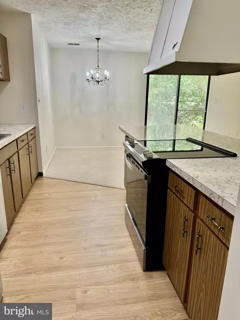 11412 Turnmill Ln, Reston, VA 20191 photo 20