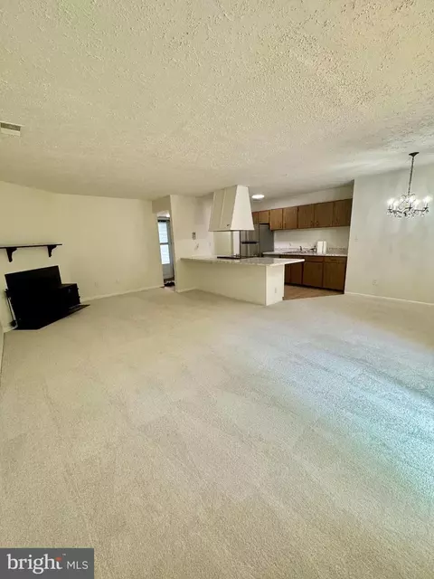 11412 Turnmill Ln, Reston, VA 20191 photo 5