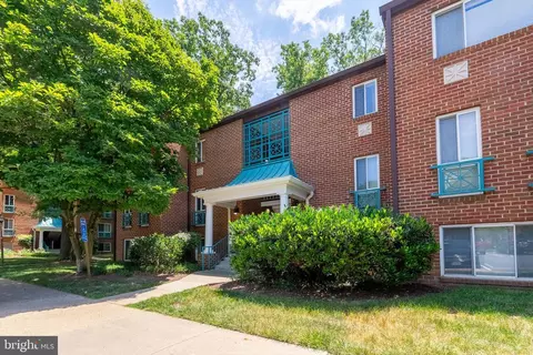 11807 Breton Ct #11B, Reston, VA 20191