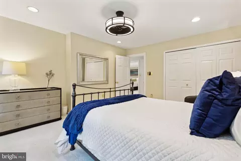 1865 Post Oak Trl, Reston, VA 20191 photo 26