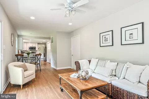 12802 Kettering Dr, Herndon, VA 20171 photo 21