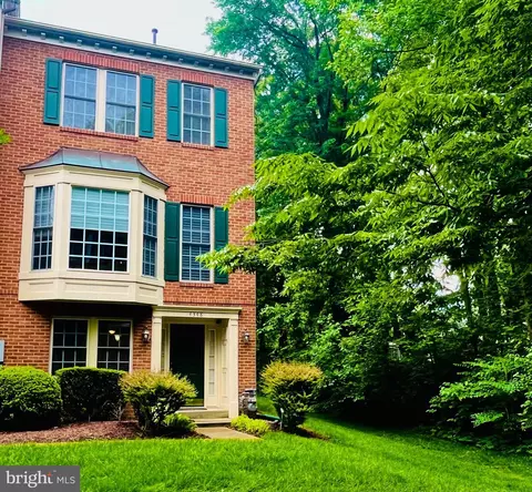 4348 Thomas Brigade Ln, Fairfax, VA 22033