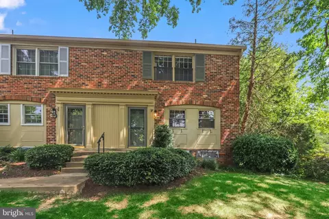 8500 Forrester Blvd #878, Springfield, VA 22152
