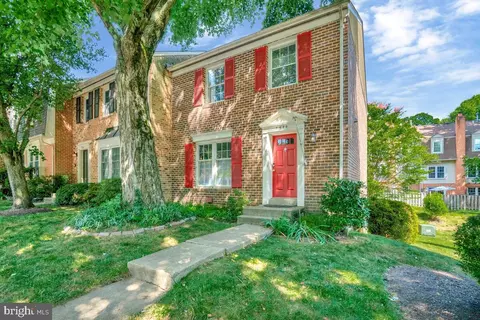 7830 Byrds Nest Pass, Annandale, VA 22003