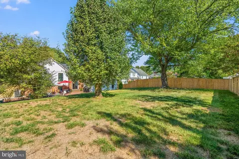 8315 Cedardale Dr, Alexandria, VA 22308 photo 55