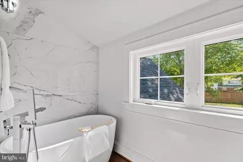 8315 Cedardale Dr, Alexandria, VA 22308 photo 35