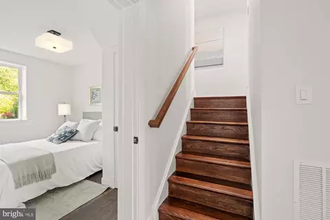8315 Cedardale Dr, Alexandria, VA 22308 photo 45
