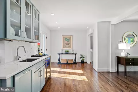 8315 Cedardale Dr, Alexandria, VA 22308 photo 18