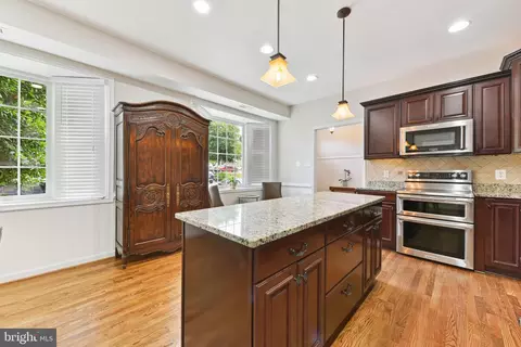 6645 Mclean Dr, Mclean, VA 22101 photo 5