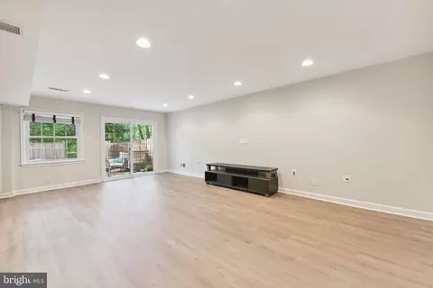 6645 Mclean Dr, Mclean, VA 22101 photo 24