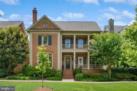 1466 Evans Farm Dr, Mclean, VA 22101