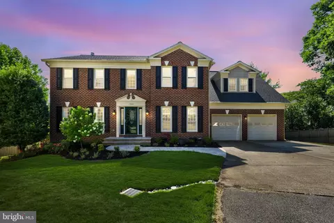 1505 Kings Valley Ct, Herndon, VA 20170