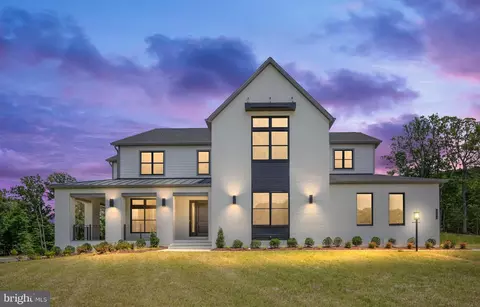 1205 Riley Preserve Ct, Great Falls, VA 22066