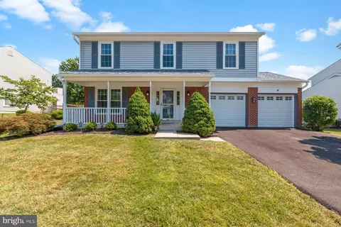 12706 Society Dr, Herndon, VA 20170