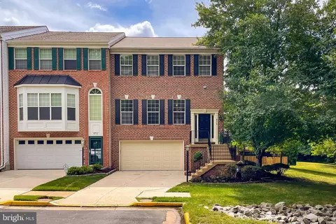 6713 Scottswood St, Alexandria, VA 22315