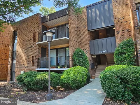 7903 Dassett Ct #102, Annandale, VA 22003