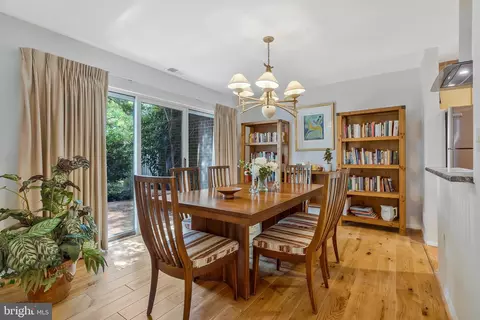 11504 Links Dr, Reston, VA 20190 photo 20