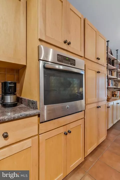 11504 Links Dr, Reston, VA 20190 photo 18
