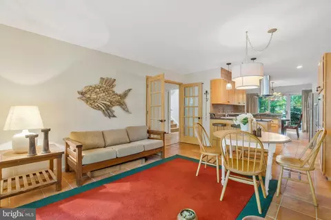11504 Links Dr, Reston, VA 20190 photo 11