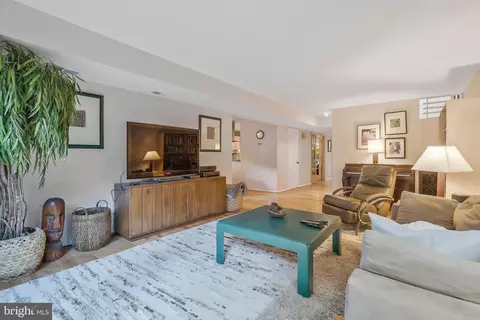 11504 Links Dr, Reston, VA 20190 photo 23